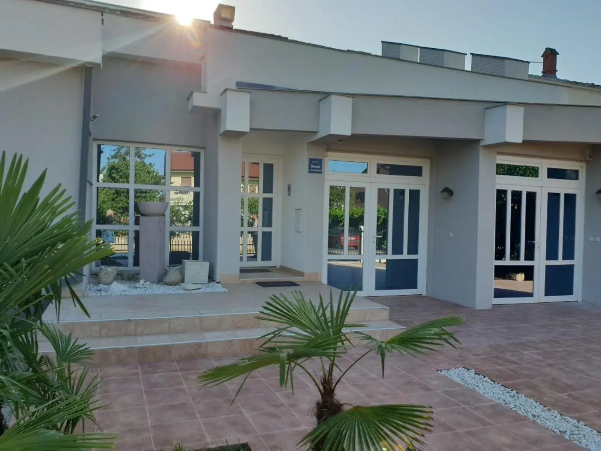Apartman White Pearl With Free Ev Ch-Station Croatia
